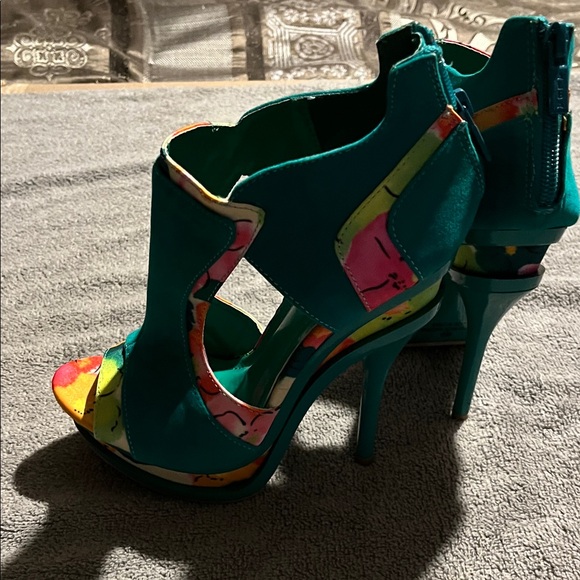 Alba Teal and Multicolor Women's Heels - Picture 4 of 5